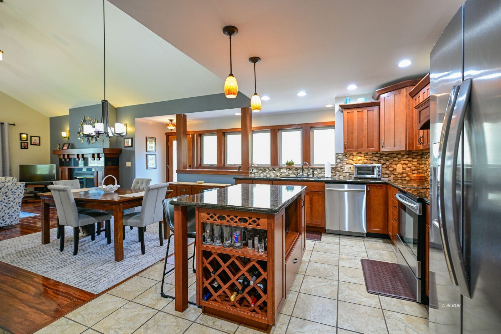 14200 Kincade