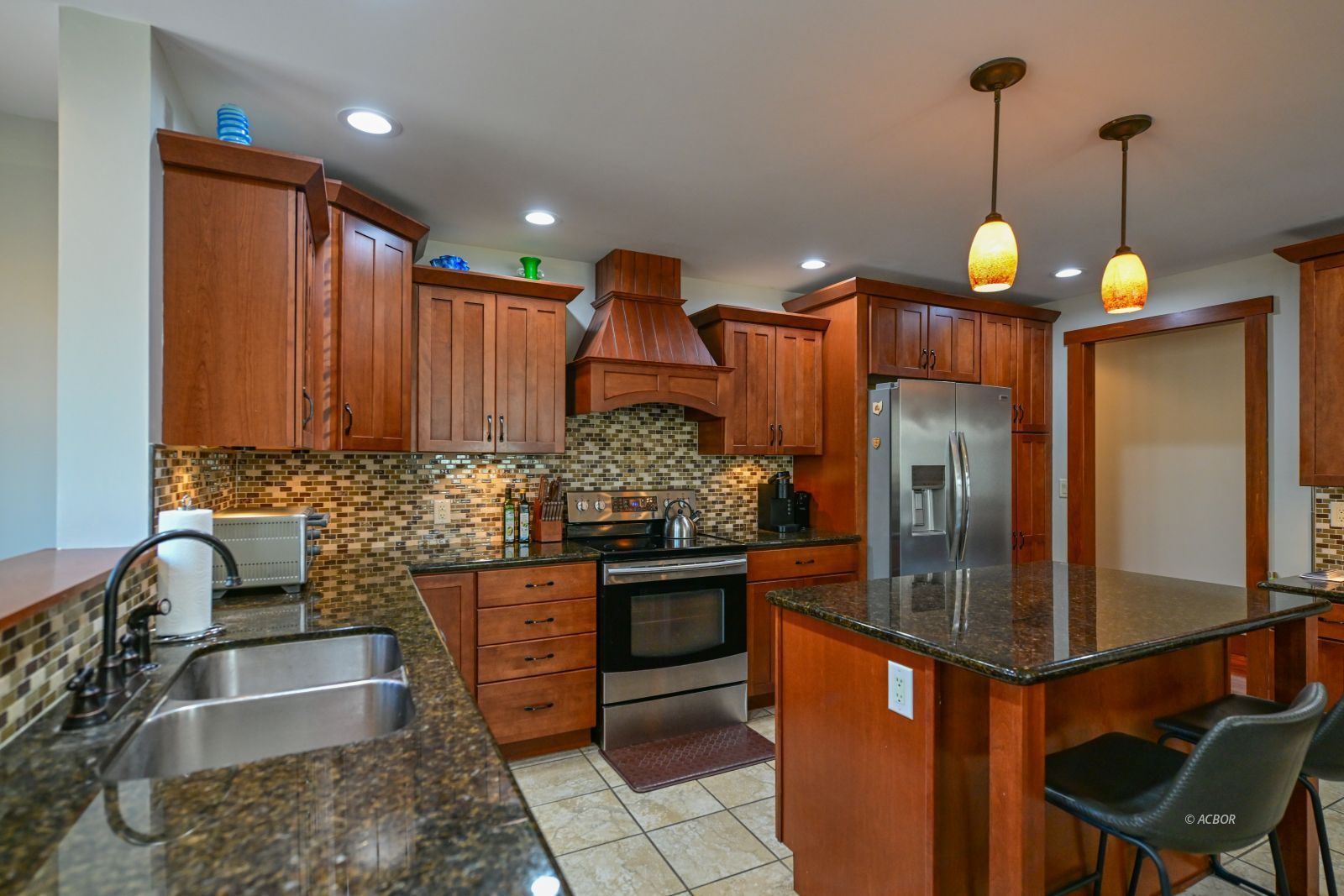 14200 Kincade