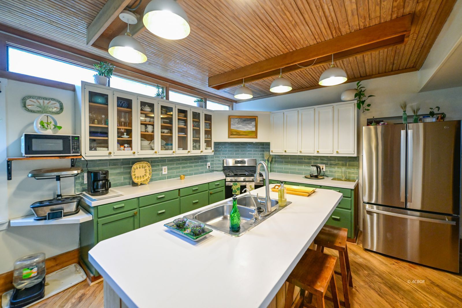 40 Morris Ave