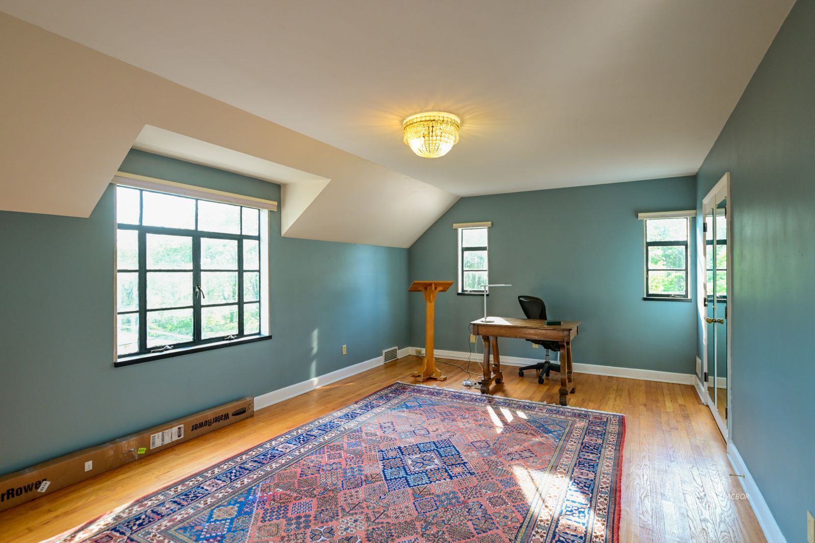 1 Northwood Dr