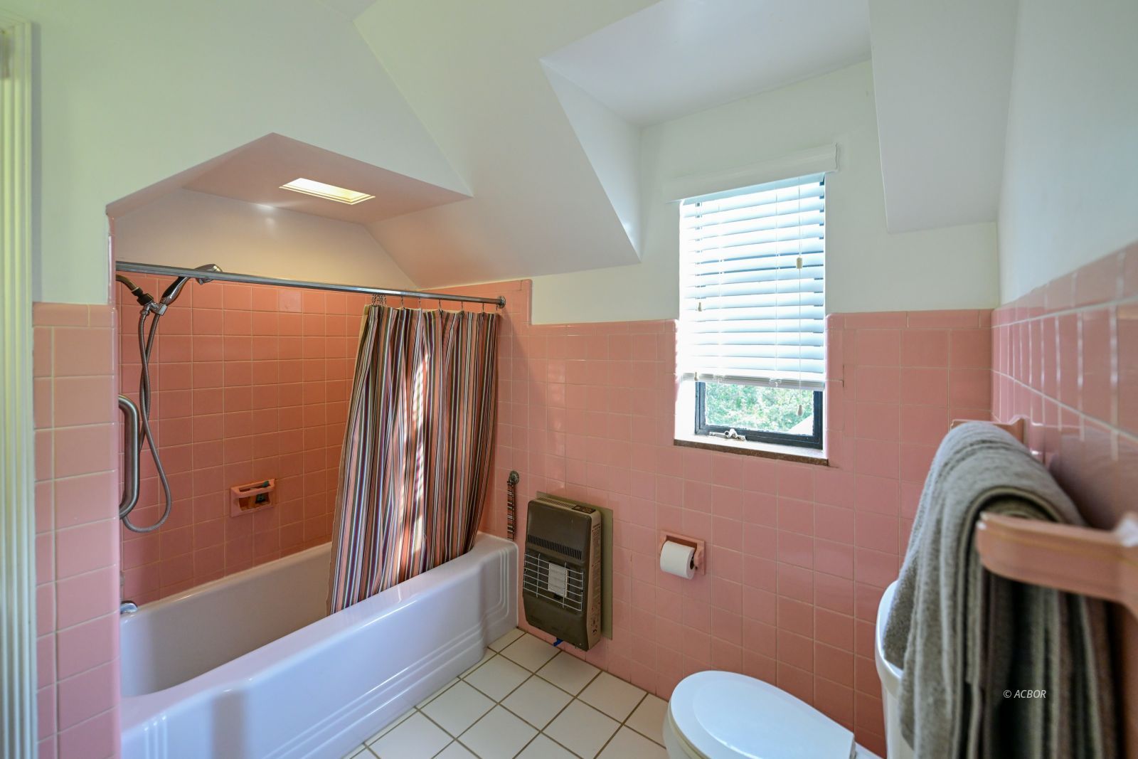 1 Northwood Dr