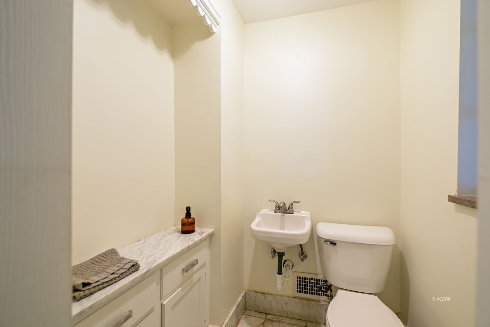 1 Northwood Dr