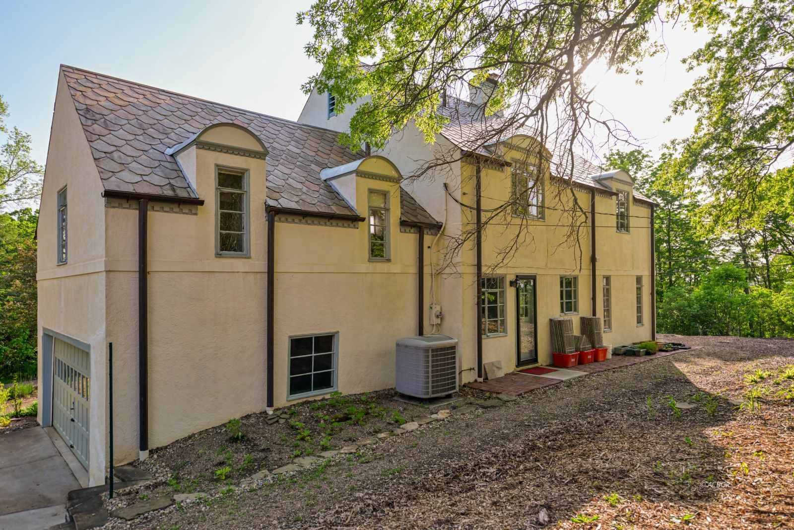 1 Northwood Dr