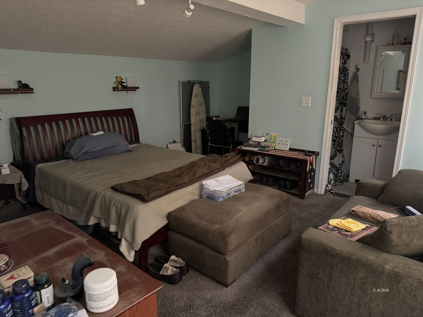 30 Hanlin Ave