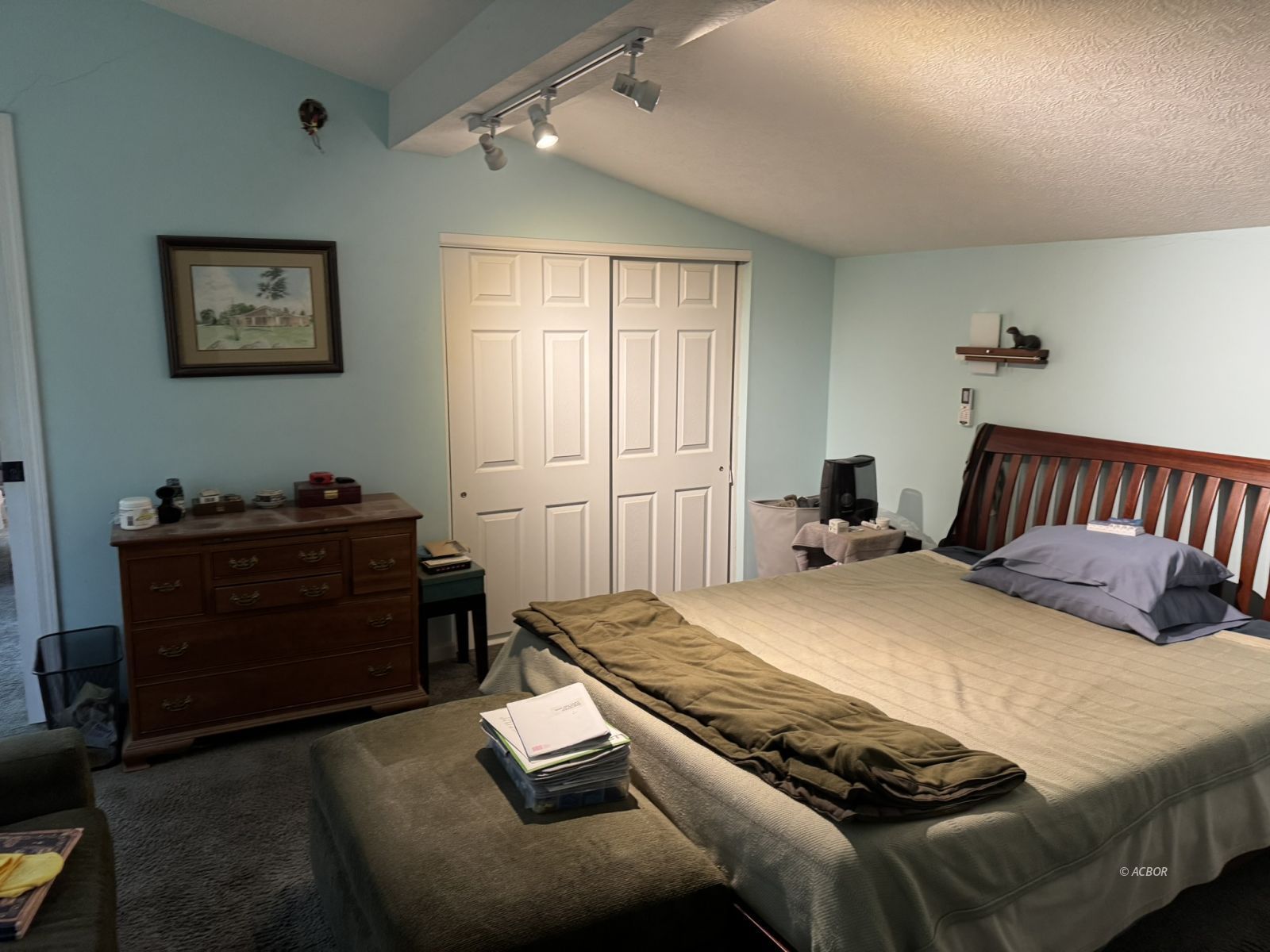 30 Hanlin Ave