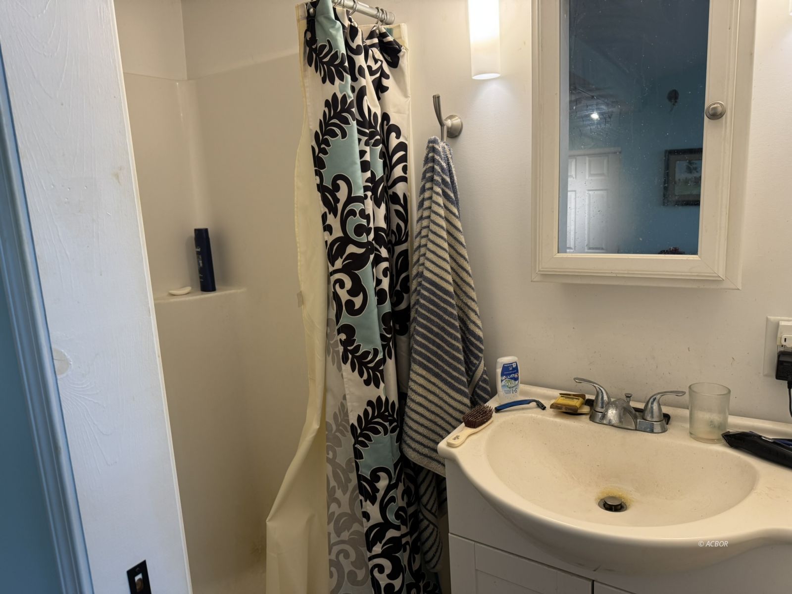 30 Hanlin Ave