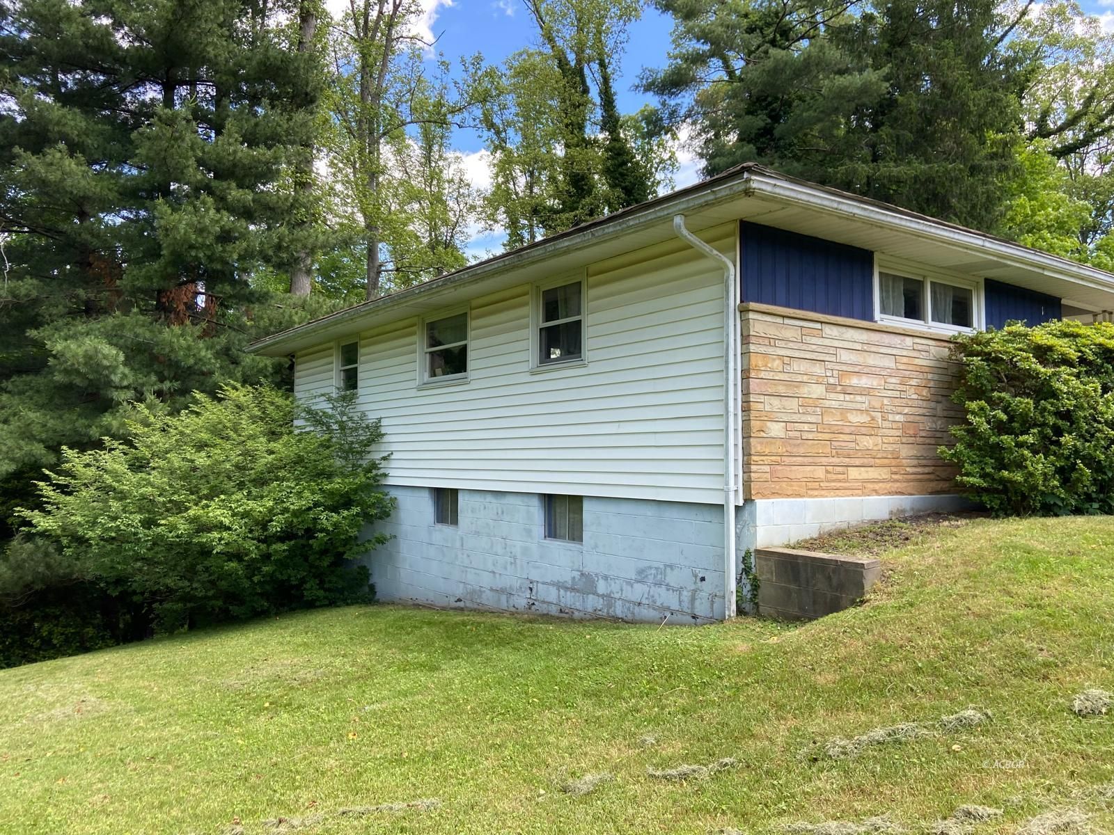 104 Terrell Drive