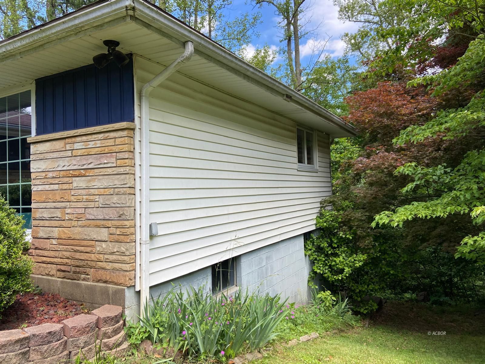 104 Terrell Drive
