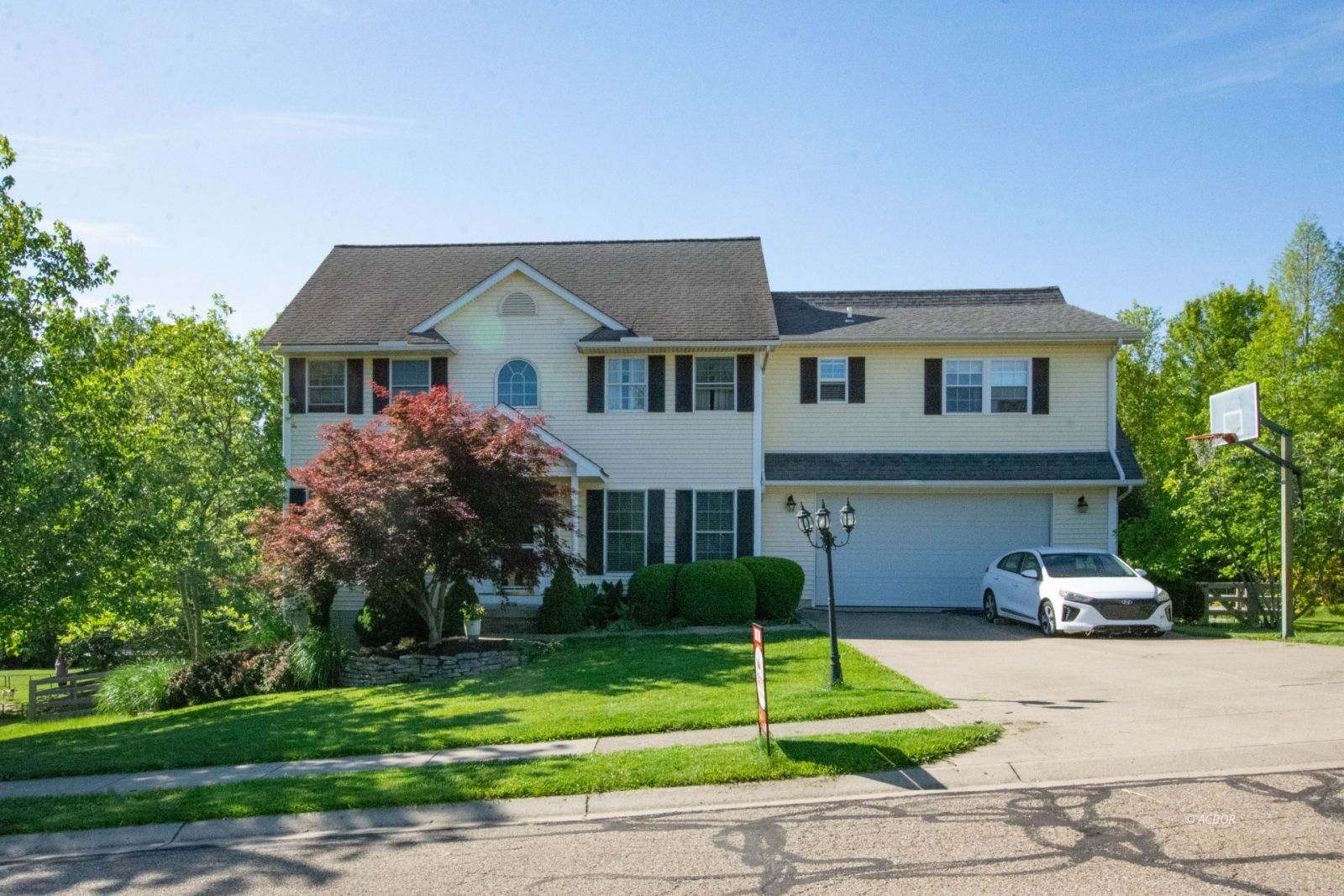 7 Warwick Ln