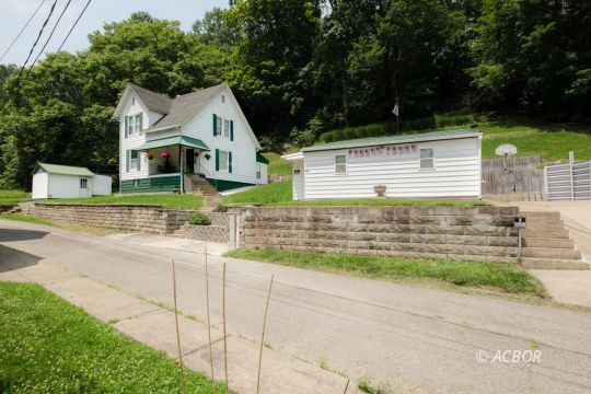 feature listing property photo