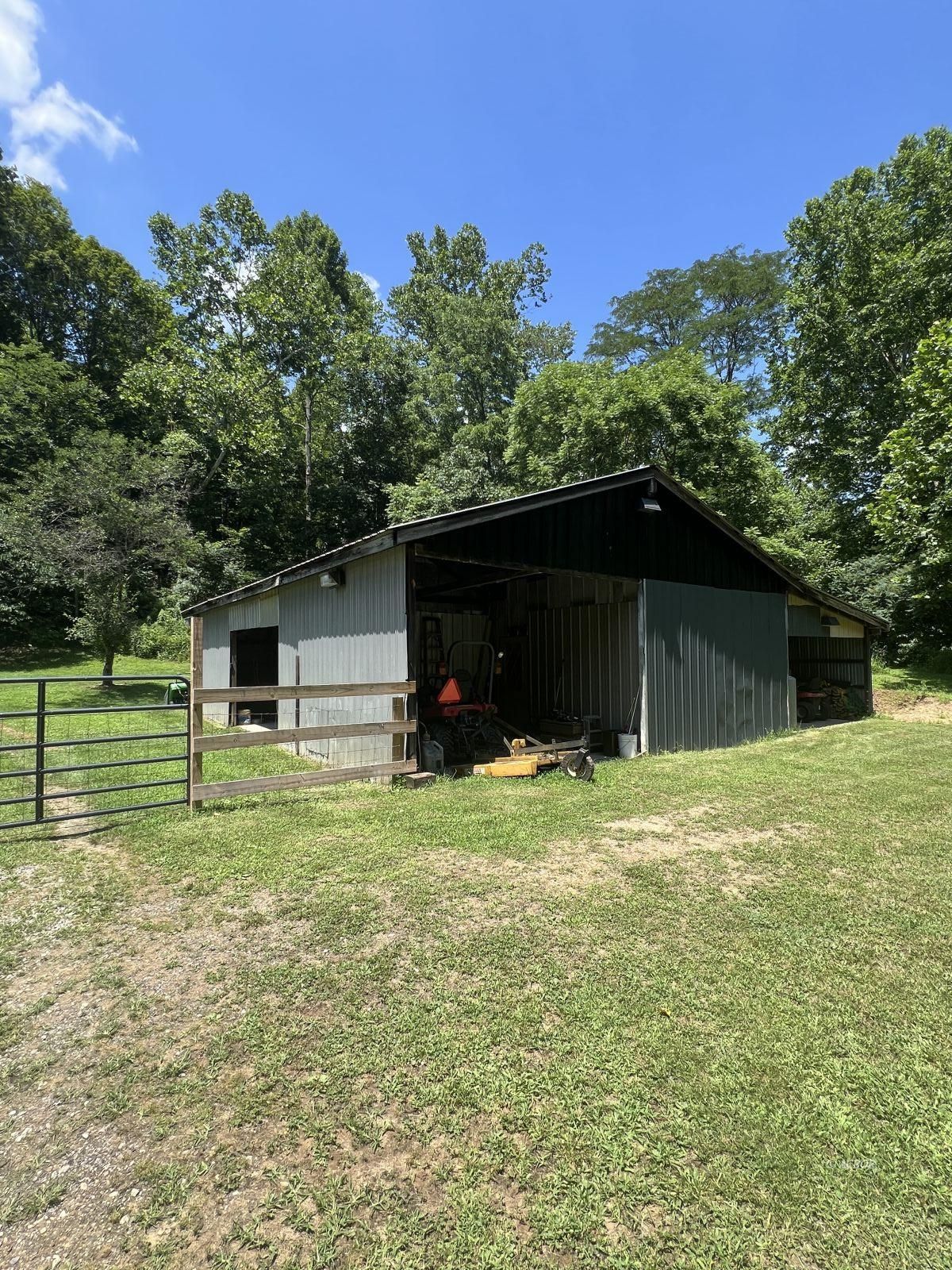 Property Photo 33
