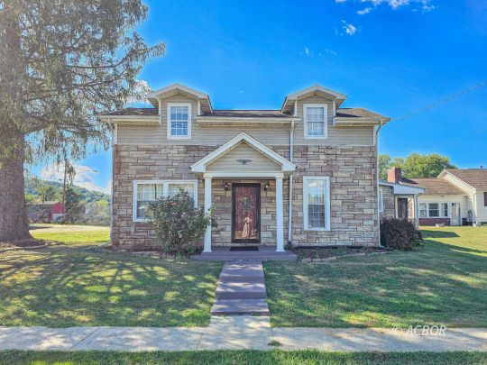 feature listing property photo