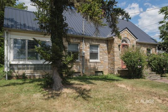 feature listing property photo