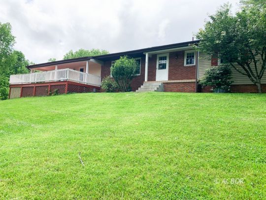 feature listing property photo