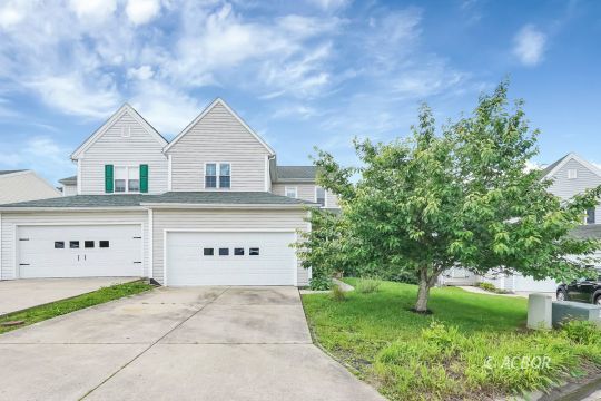 feature listing property photo
