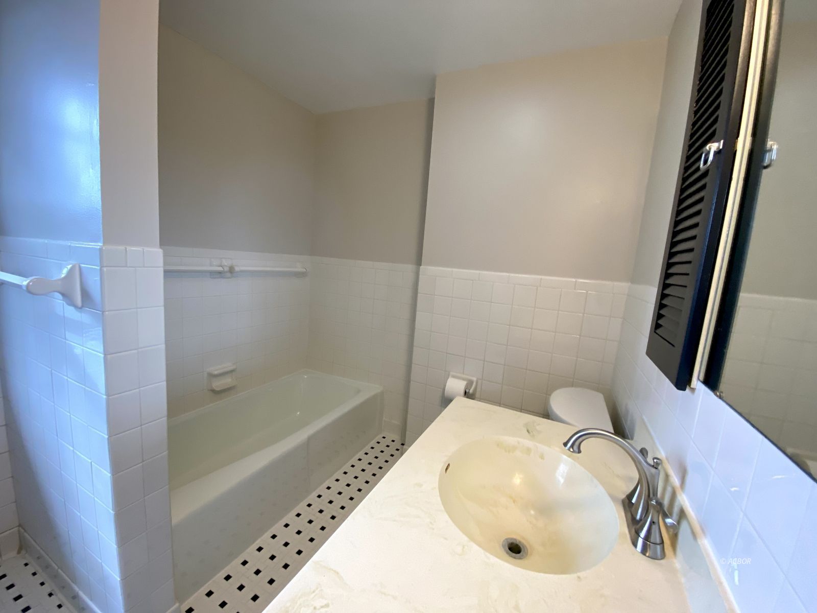 Hall Bathroom-Upstairs #2