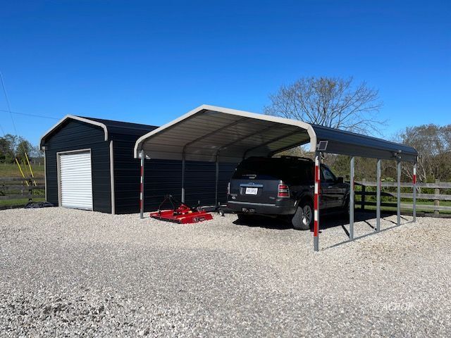Carport & Outbuilding