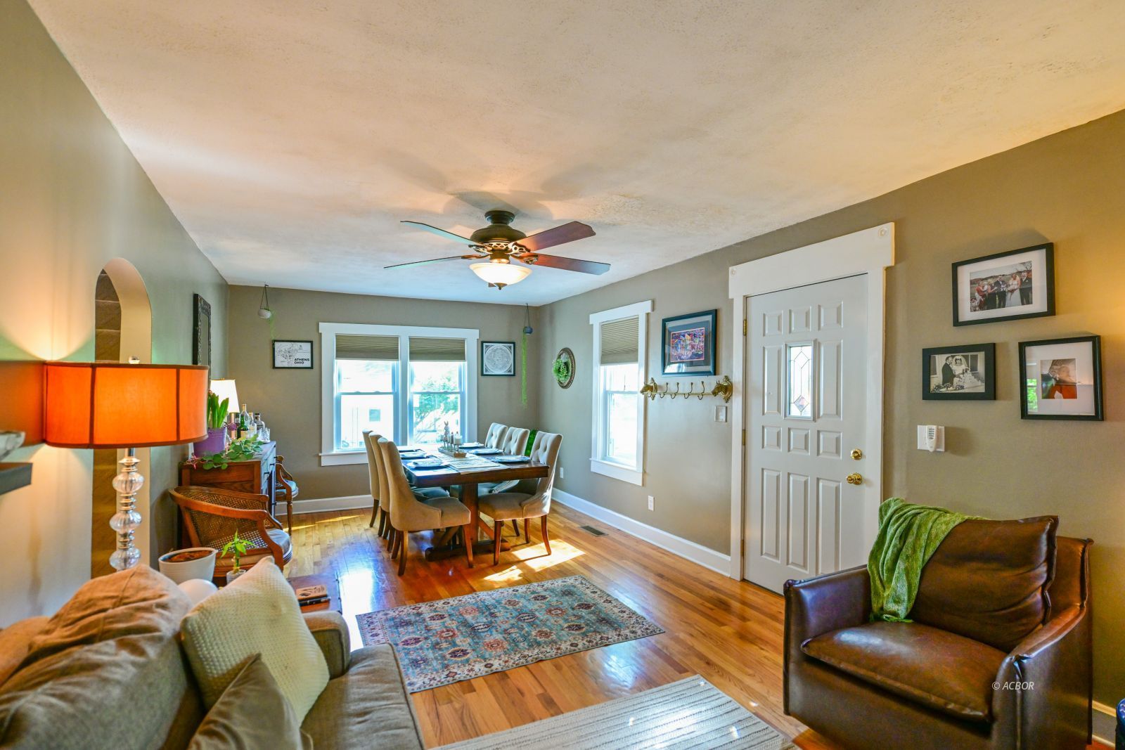 37 Euclid Dr