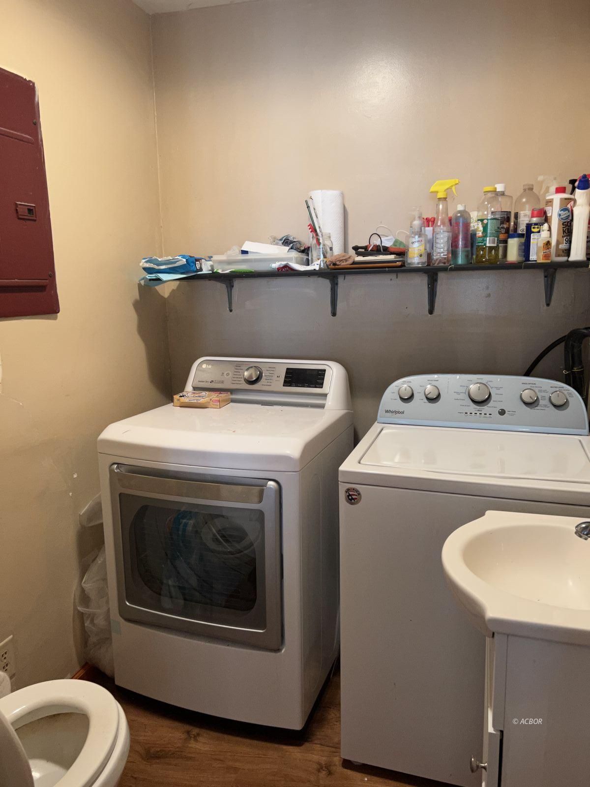 Laundry/ .5 bth