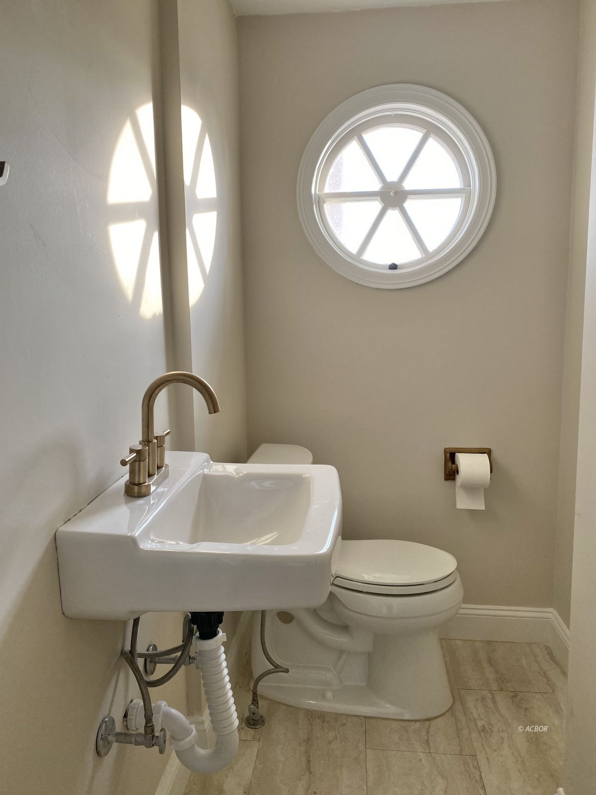 Half bath, main level