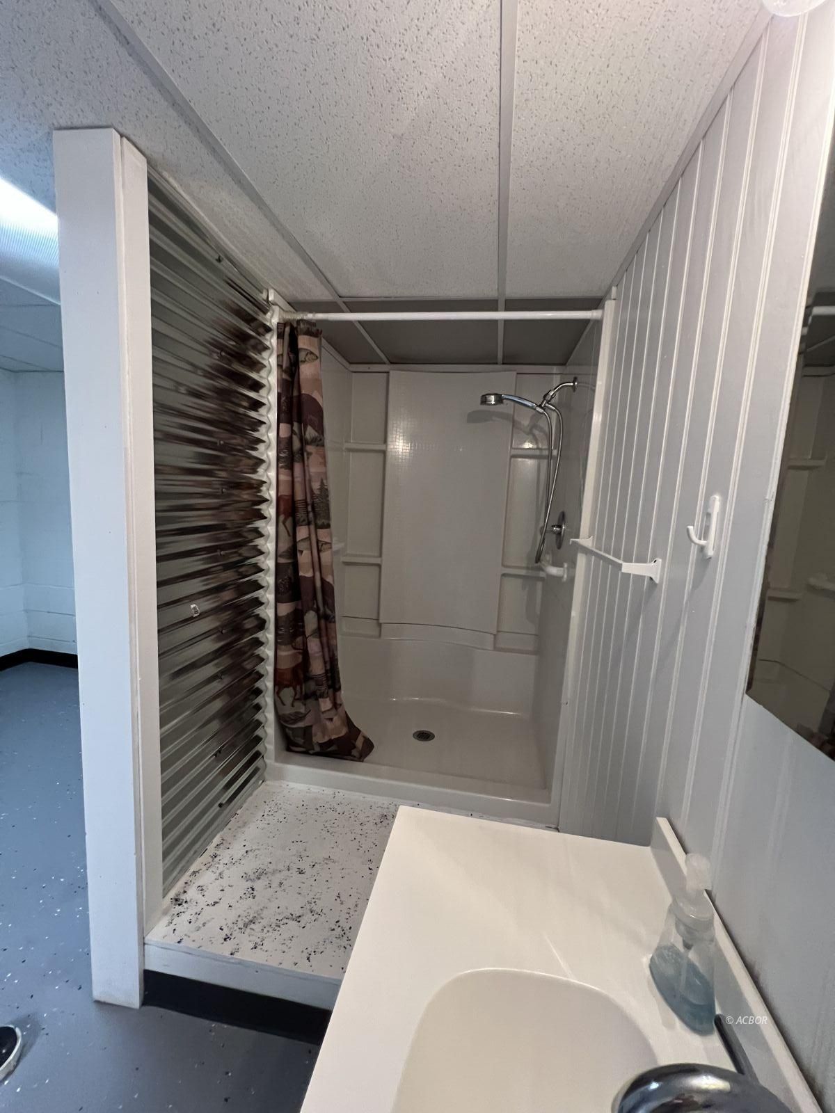 basement shower area