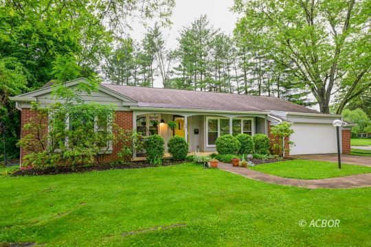 feature listing property photo