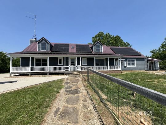 feature listing property photo
