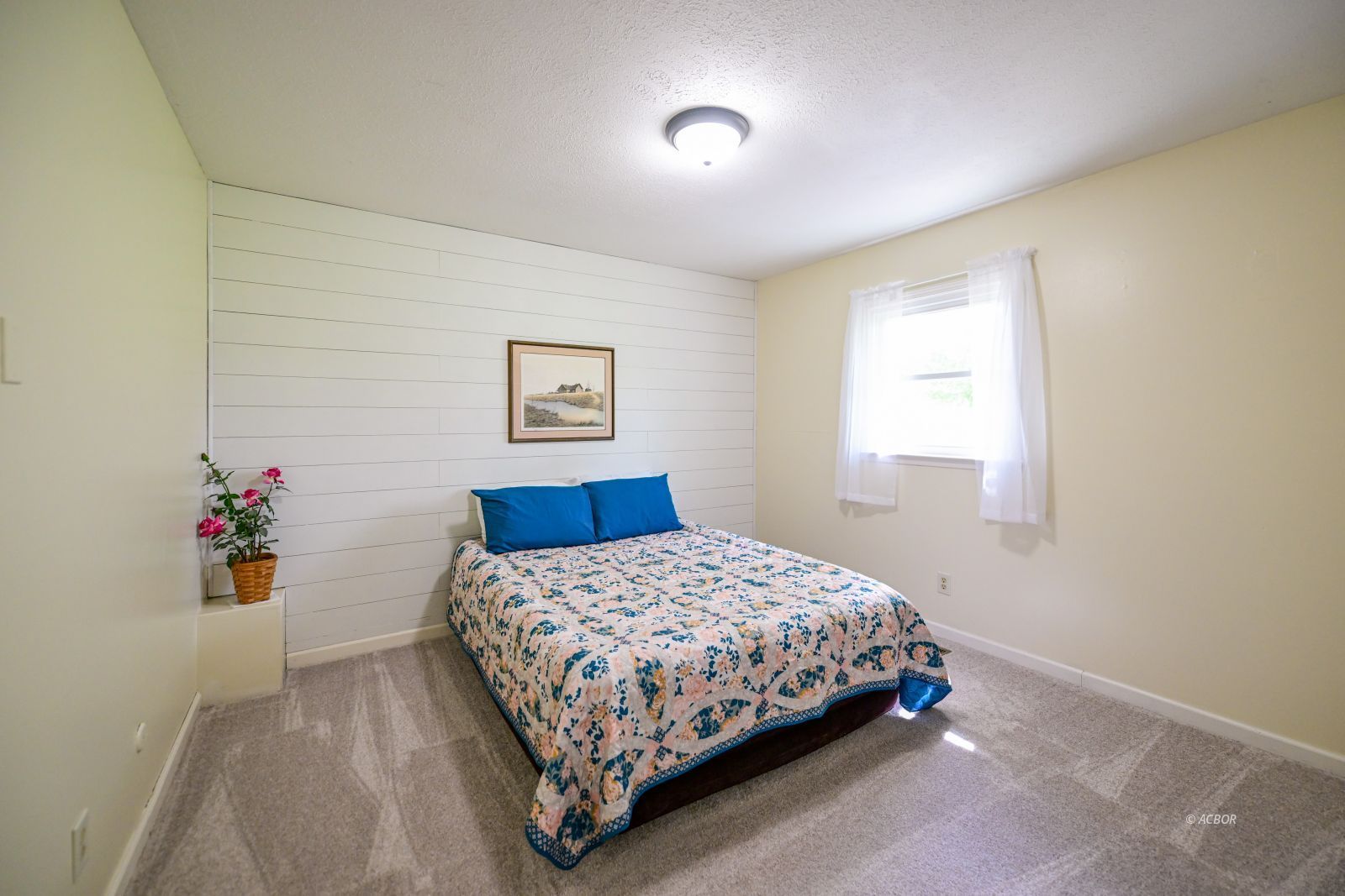 2125 Clara Ave