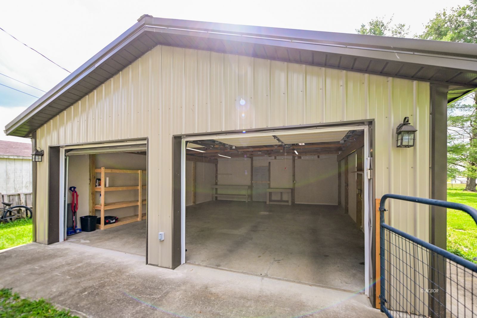 2125 Clara Ave