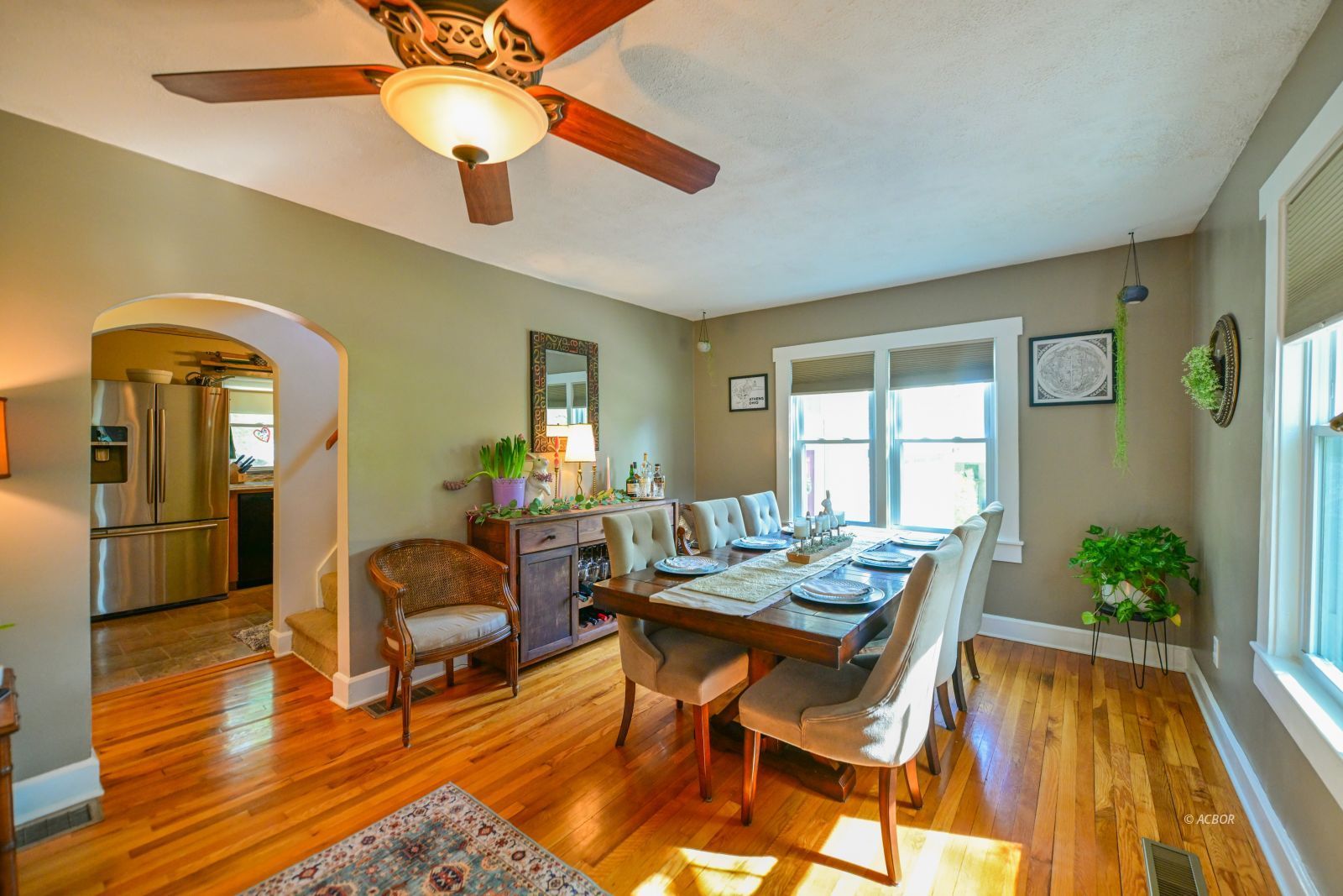 37 Euclid Dr