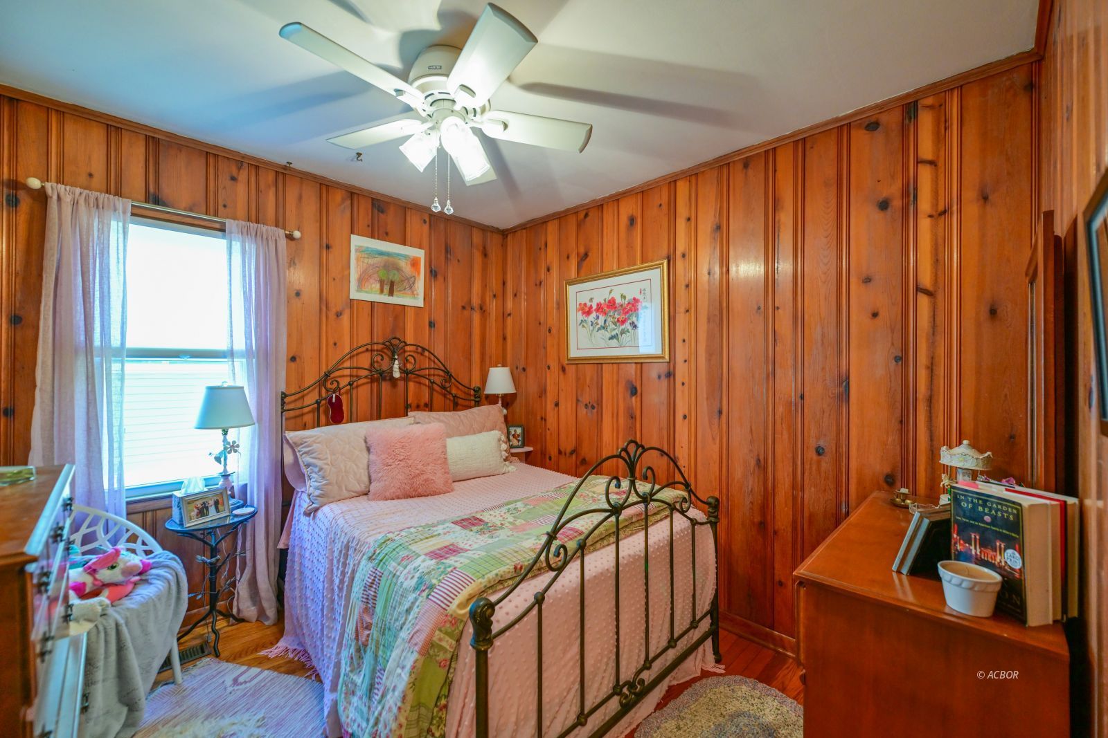 37 Euclid Dr