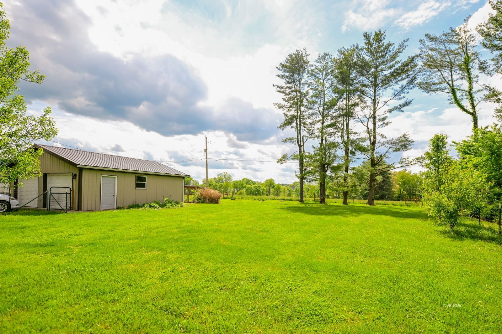 2125 Clara Ave
