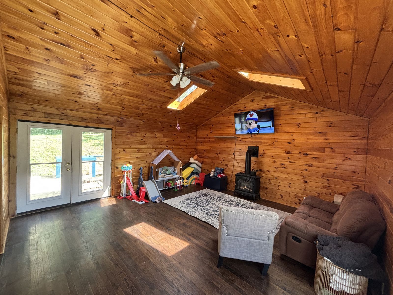 Property Photo 5