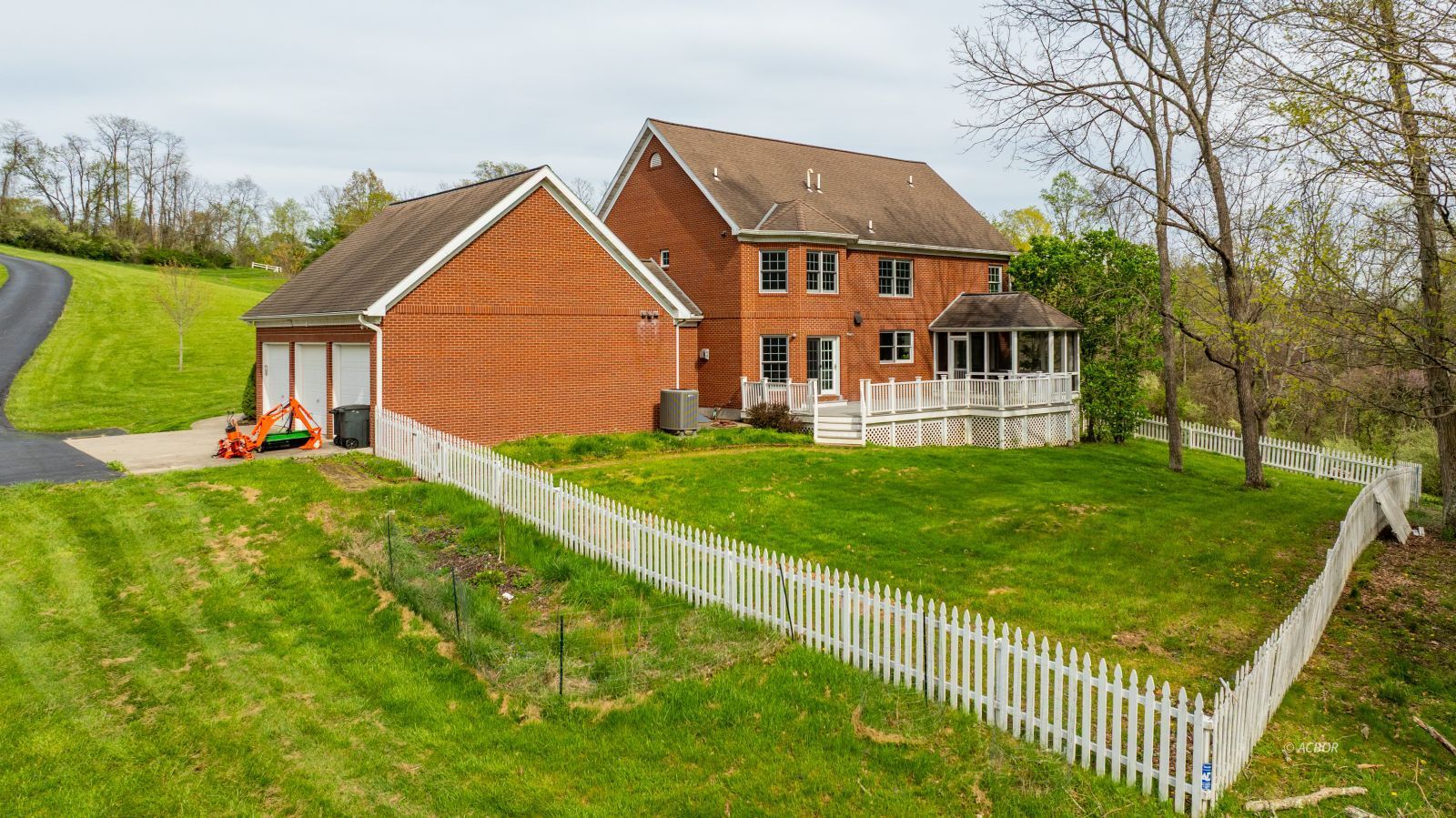 7851 Clarks Chapel
