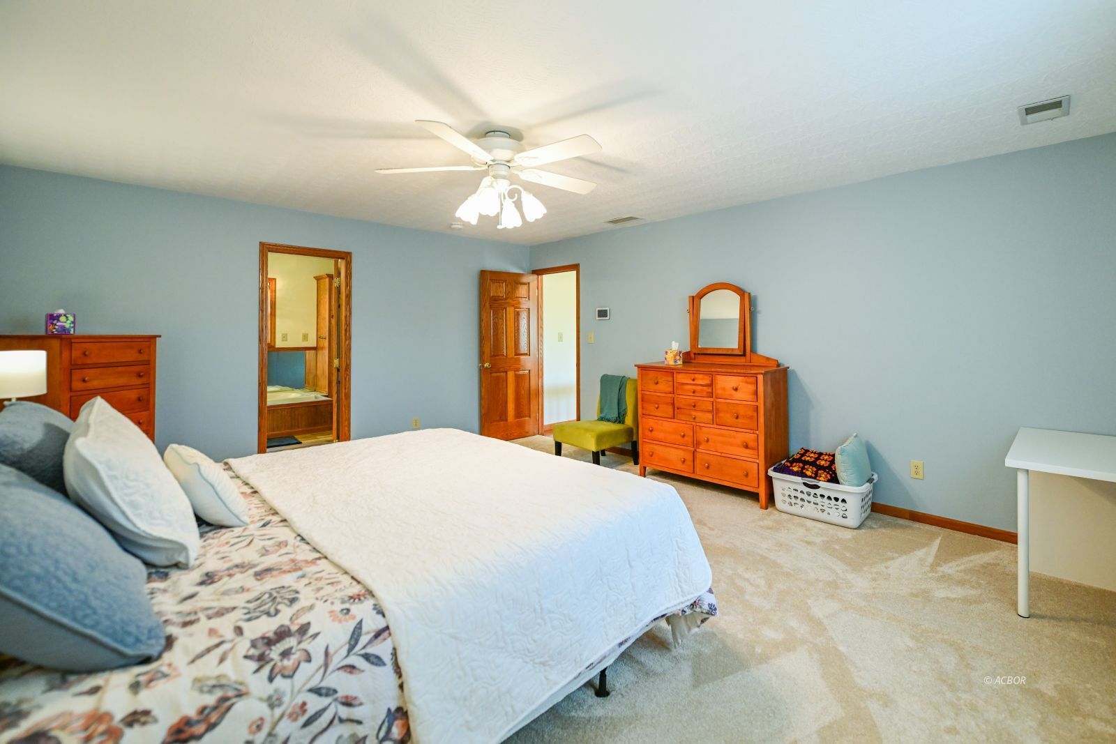 135 Lewis Pointe Dr