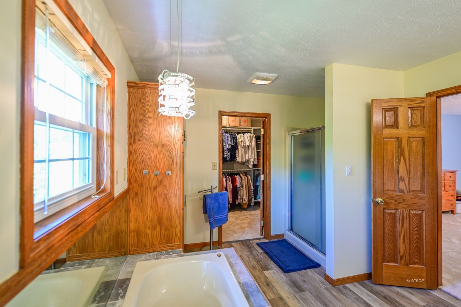 135 Lewis Pointe Dr