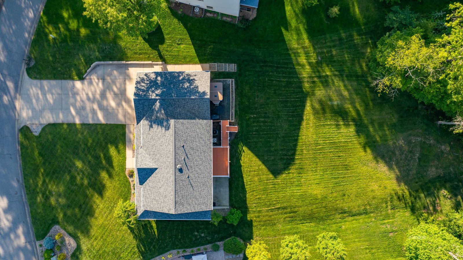 135 Lewis Pointe Dr