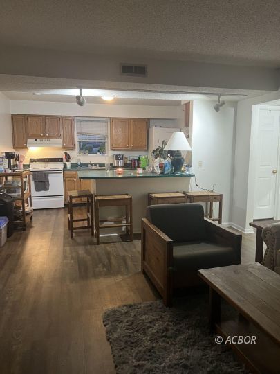 feature listing property photo