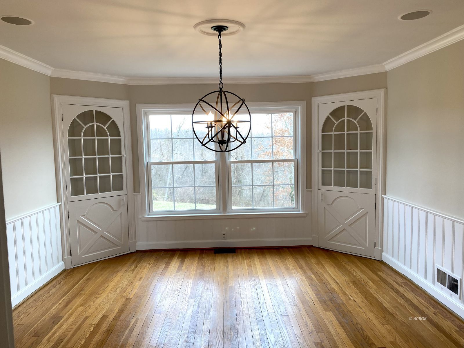 Formal dining room