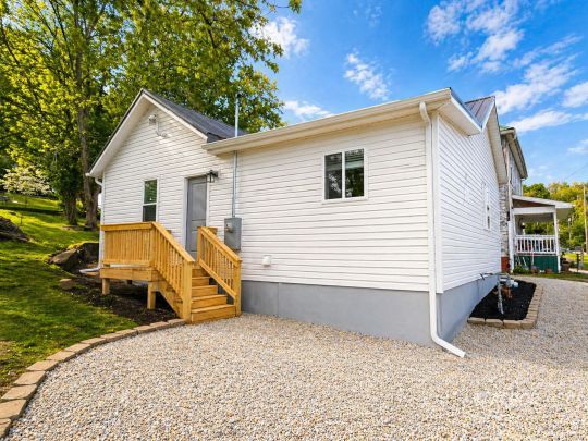 feature listing property photo