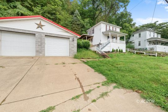 feature listing property photo
