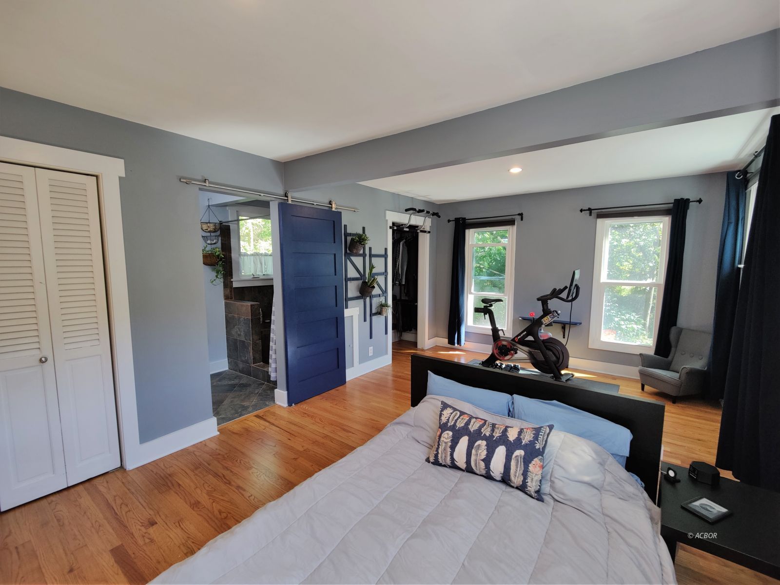 10 Spring St