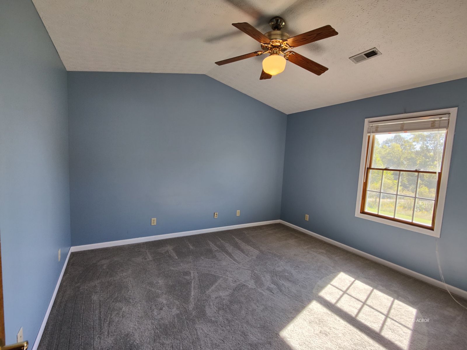 6 Blair Ct