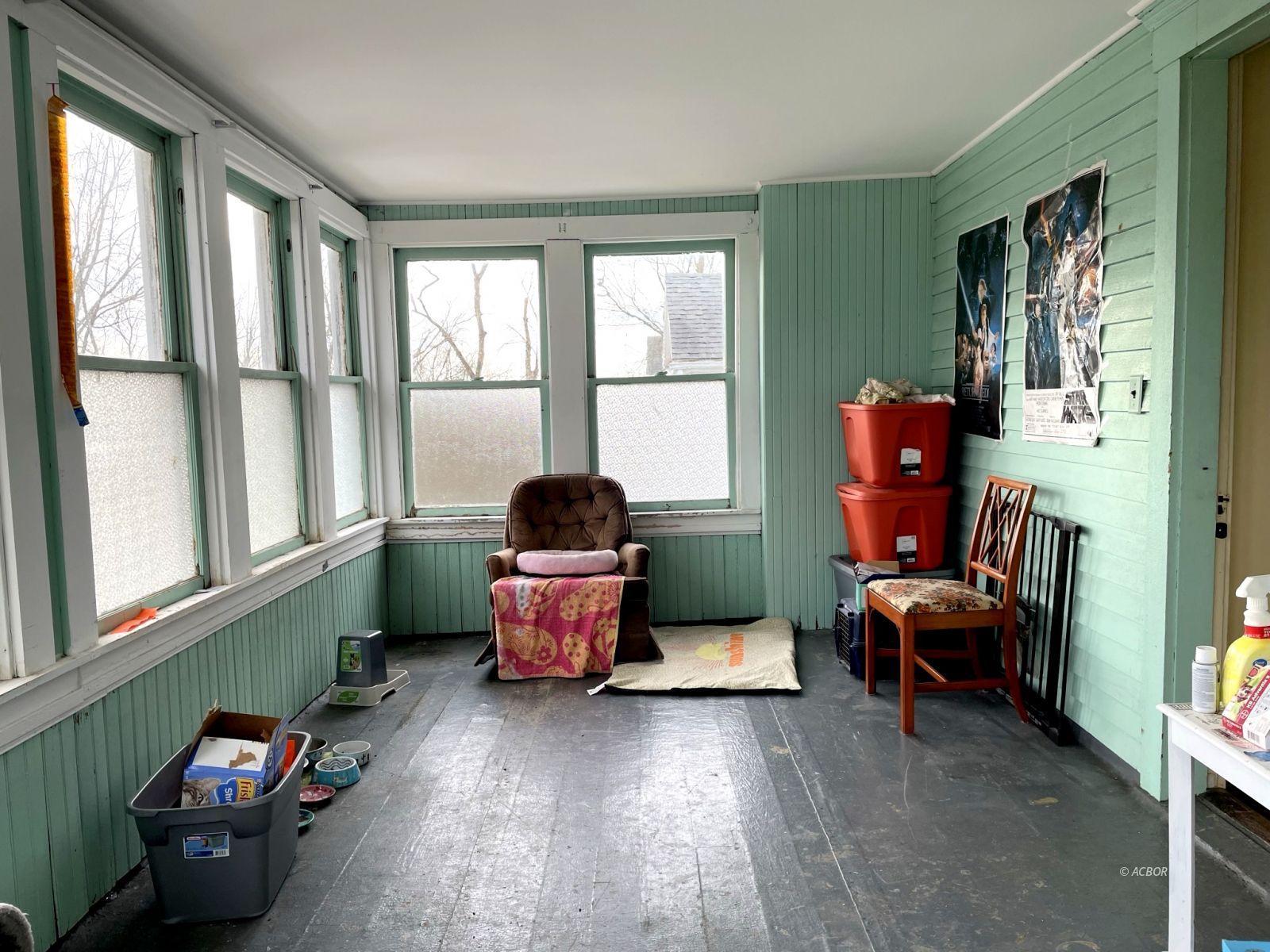 Bonus Room (Upstairs)