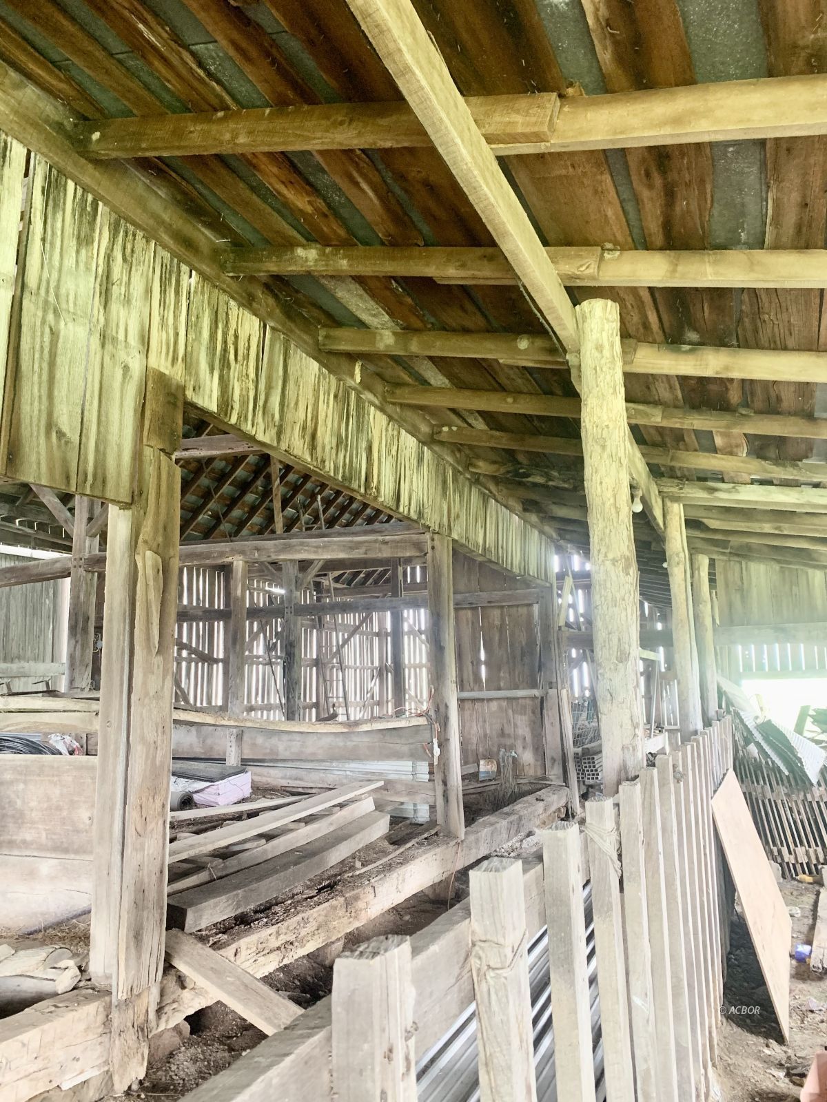barn