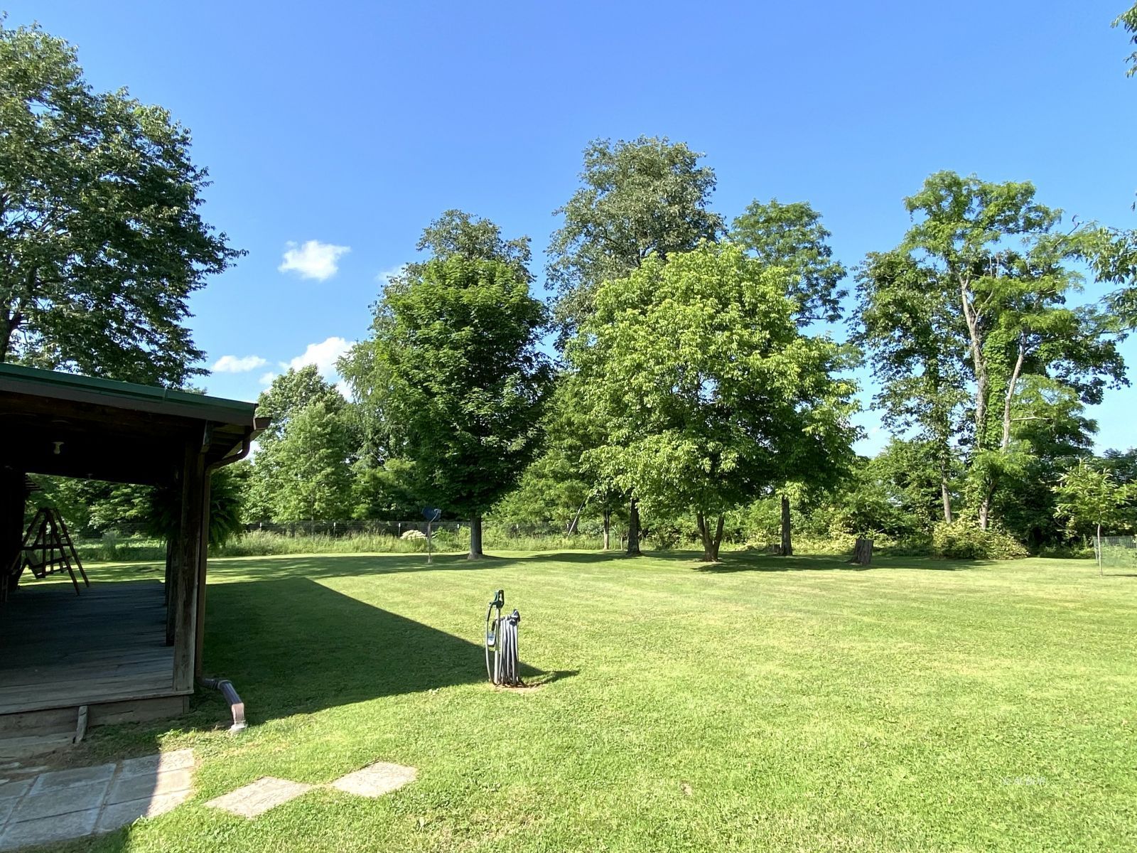 Level front yard