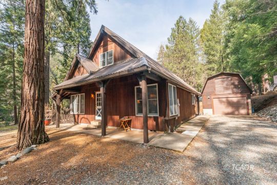 feature listing property photo
