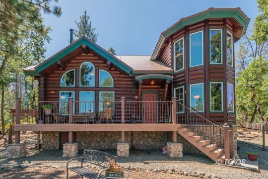 feature listing property photo