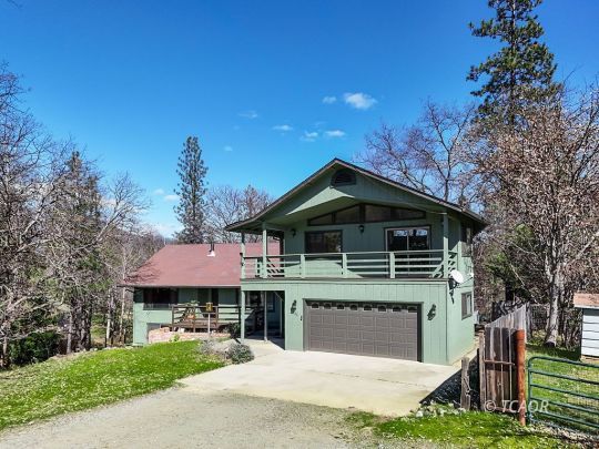 feature listing property photo