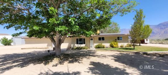 feature listing property photo